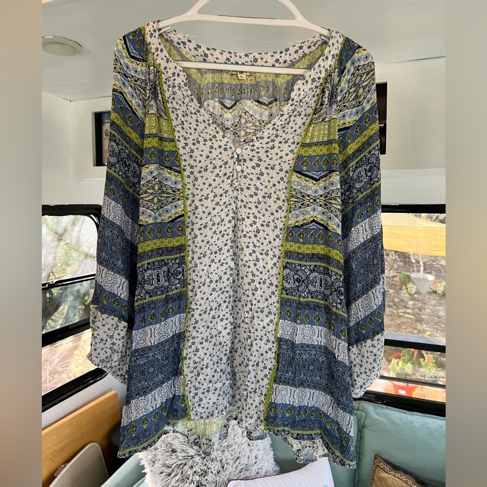 One World Sheer Blouse (size: x-large)